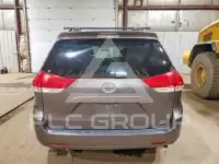 2014 Toyota SIENNA фото