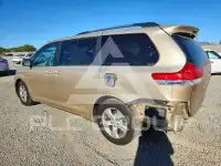 2014 Toyota SIENNA фото