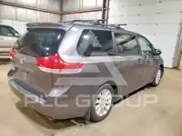2014 Toyota SIENNA фото