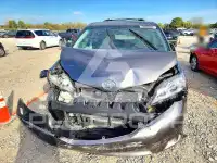 2014 Toyota SIENNA фото