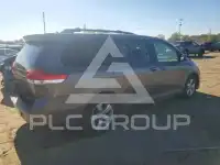 2014 Toyota SIENNA photo