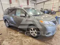 2014 Toyota SIENNA фото