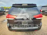 2014 Toyota SIENNA фото