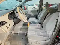 2014 Toyota SIENNA фото