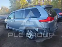 2014 Toyota SIENNA фото