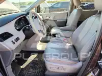 2014 Toyota SIENNA фото