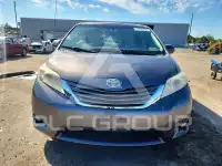 2014 Toyota SIENNA фото