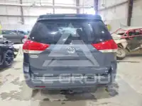 2014 Toyota SIENNA фото
