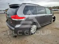2014 Toyota SIENNA фото
