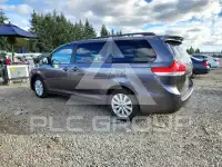 2014 Toyota SIENNA фото