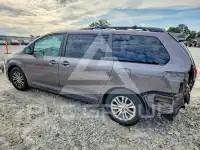 2014 Toyota SIENNA фото