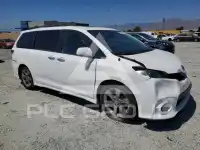 2014 Toyota SIENNA photo