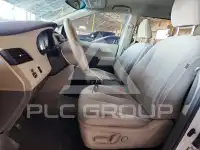2014 Toyota SIENNA photo