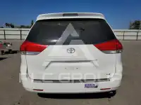 2014 Toyota SIENNA фото