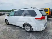 2014 Toyota SIENNA фото