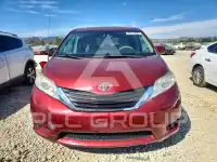 2014 Toyota SIENNA фото