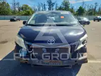 2014 Toyota SIENNA photo