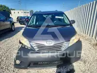 2014 Toyota SIENNA фото