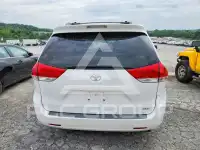 2014 Toyota SIENNA фото
