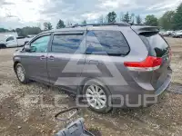 2014 Toyota SIENNA фото