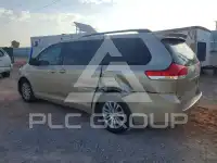 2014 Toyota SIENNA фото