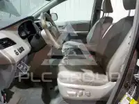 2014 Toyota SIENNA фото