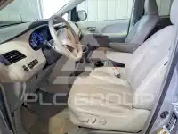 2014 Toyota SIENNA фото