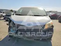 2014 Toyota SIENNA фото
