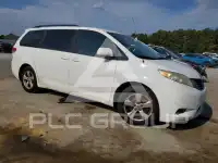 2014 Toyota SIENNA фото