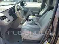 2014 Toyota SIENNA фото