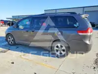 2014 Toyota SIENNA фото