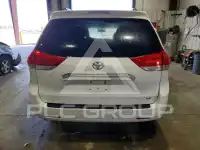 2014 Toyota SIENNA фото
