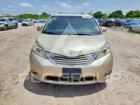 2014 Toyota SIENNA фото