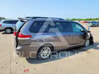 2014 Toyota SIENNA фото