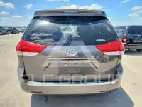 2014 Toyota SIENNA фото