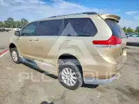 2014 Toyota SIENNA фото