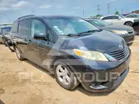 2014 Toyota SIENNA photo