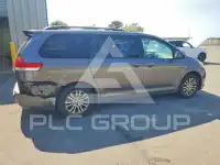 2014 Toyota SIENNA фото