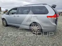2014 Toyota SIENNA фото
