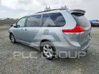 2014 Toyota SIENNA фото