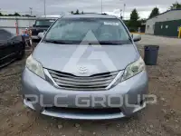 2014 Toyota SIENNA фото
