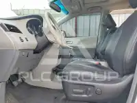 2014 Toyota SIENNA фото