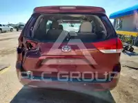2014 Toyota SIENNA фото
