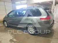 2014 Toyota SIENNA фото