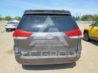 2014 Toyota SIENNA фото