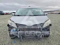 2014 Toyota SIENNA фото