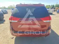 2014 Toyota SIENNA фото