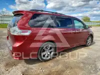 2014 Toyota SIENNA photo
