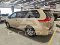 2014 Toyota SIENNA фото
