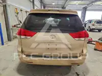2014 Toyota SIENNA фото